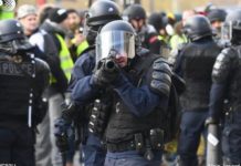 Gaspard Glanz sur la brutalité des forces de l’ordre : « les CRS tirent sur tout ce qui bouge »