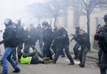 Gilets Jaunes tabassés : « ce n’est pas du maintien de l’ordre, c’est une répression massive »